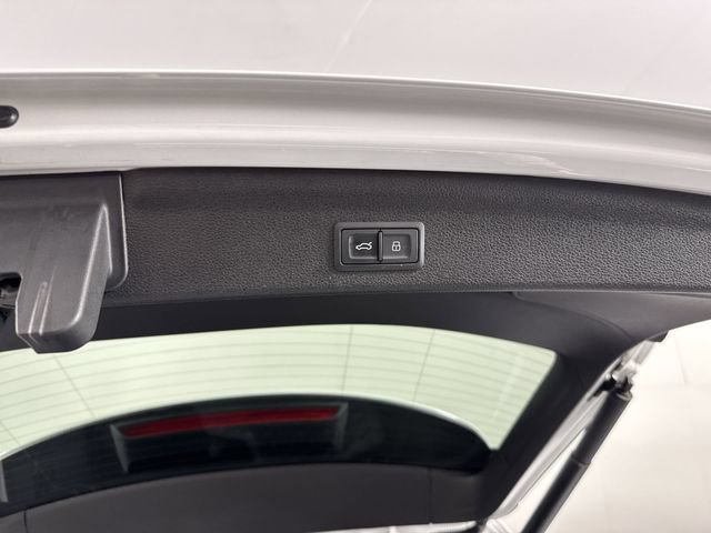 Used 2020 Audi Q3 2.0T Prestige w/ Prestige Package AWD/4WD image 35