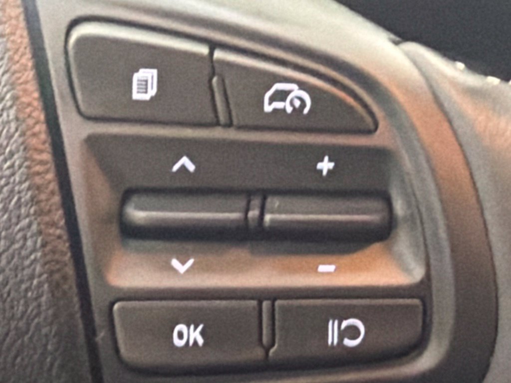 Certified 2026 Hyundai Venue SEL FWD image 19