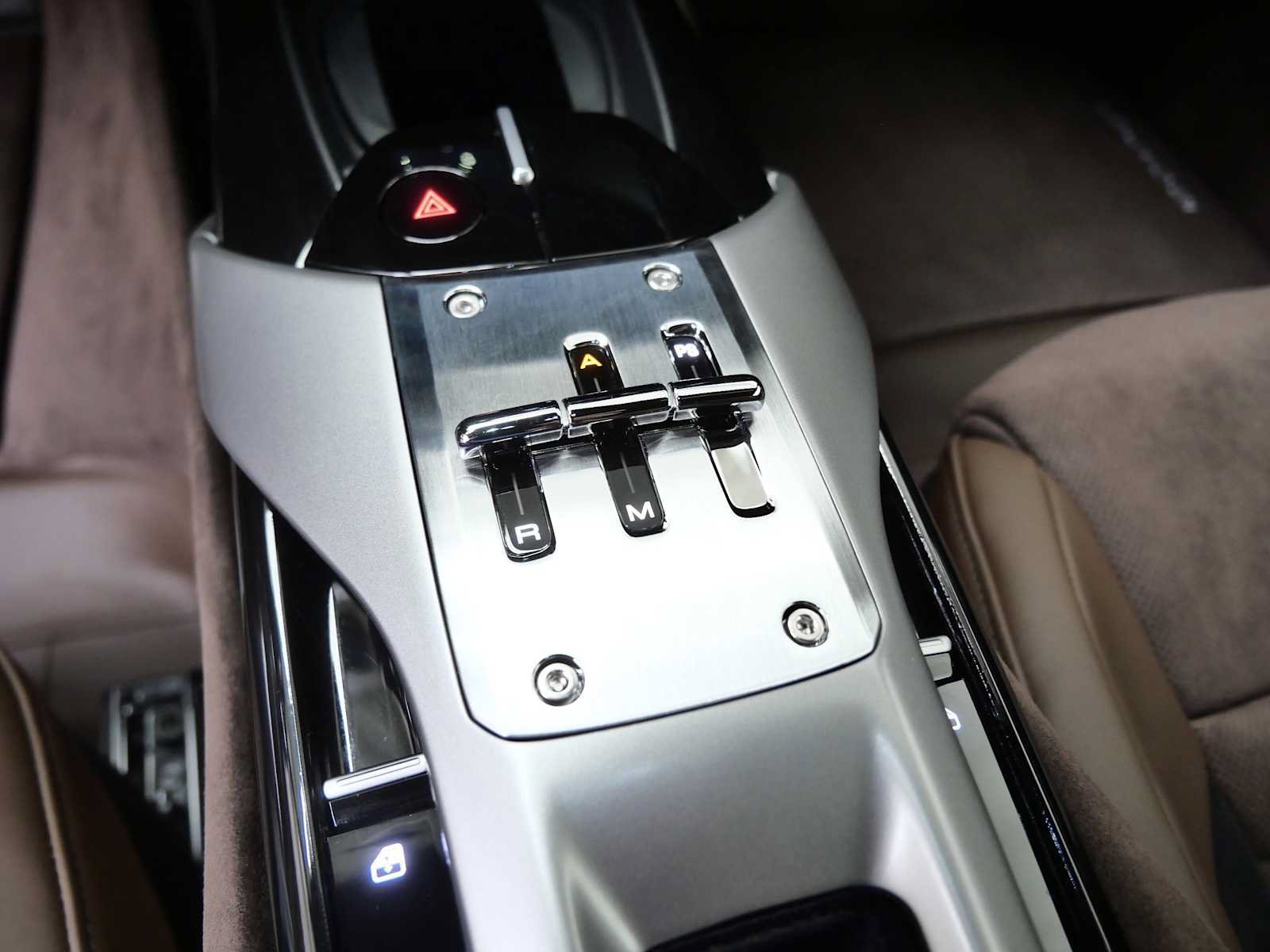 Certified 2025 Ferrari 12Cilindri RWD image 21