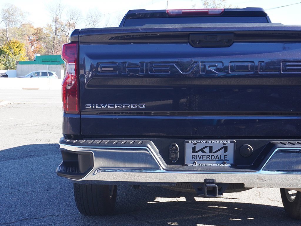 Used 2022 Chevrolet Silverado 1500 LT image 12