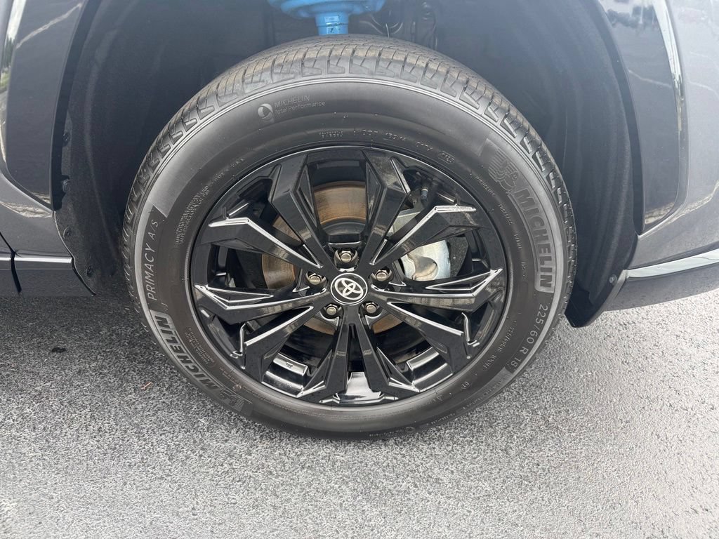 Certified 2025 Toyota RAV4 SE AWD/4WD image 8