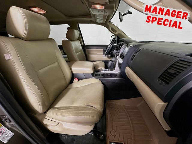 Used 2016 Toyota Sequoia SR5 image 27