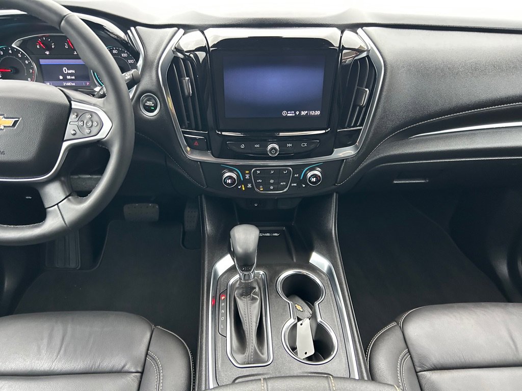 Used 2023 Chevrolet Traverse LT image 39