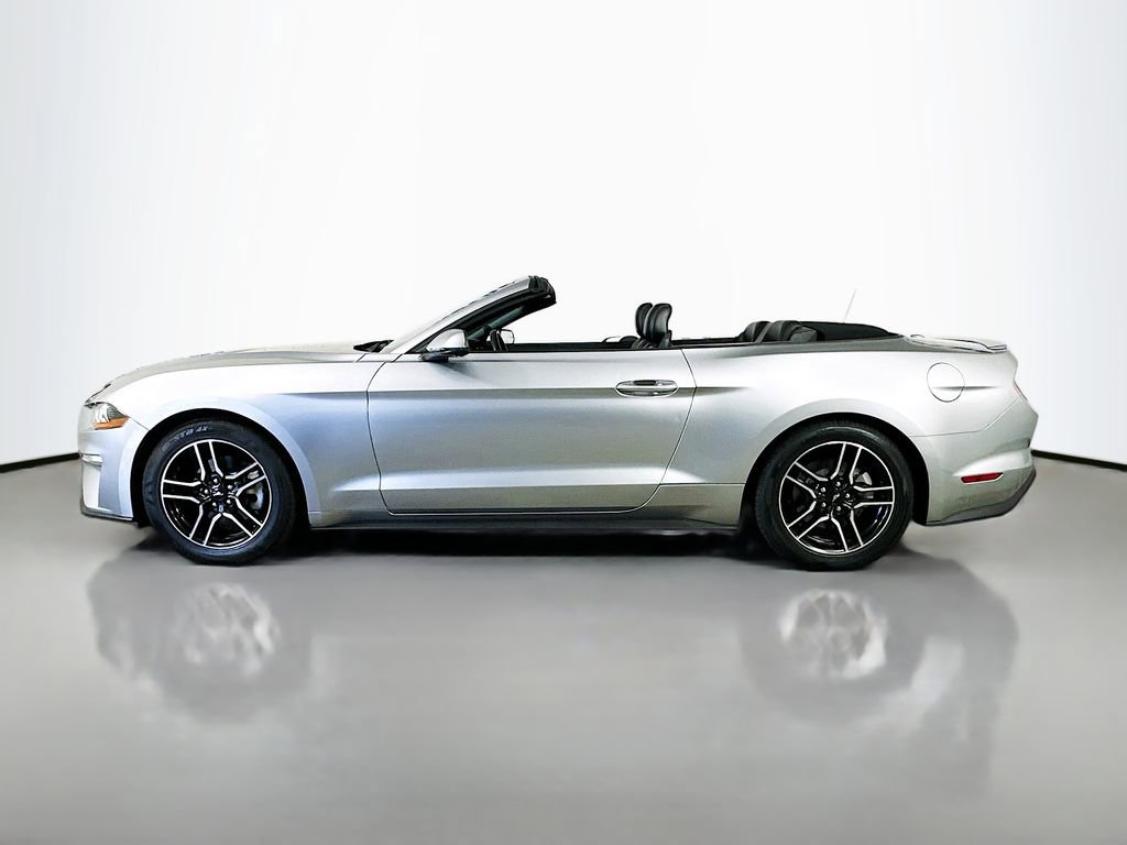 Used 2020 Ford Mustang Premium RWD image 4