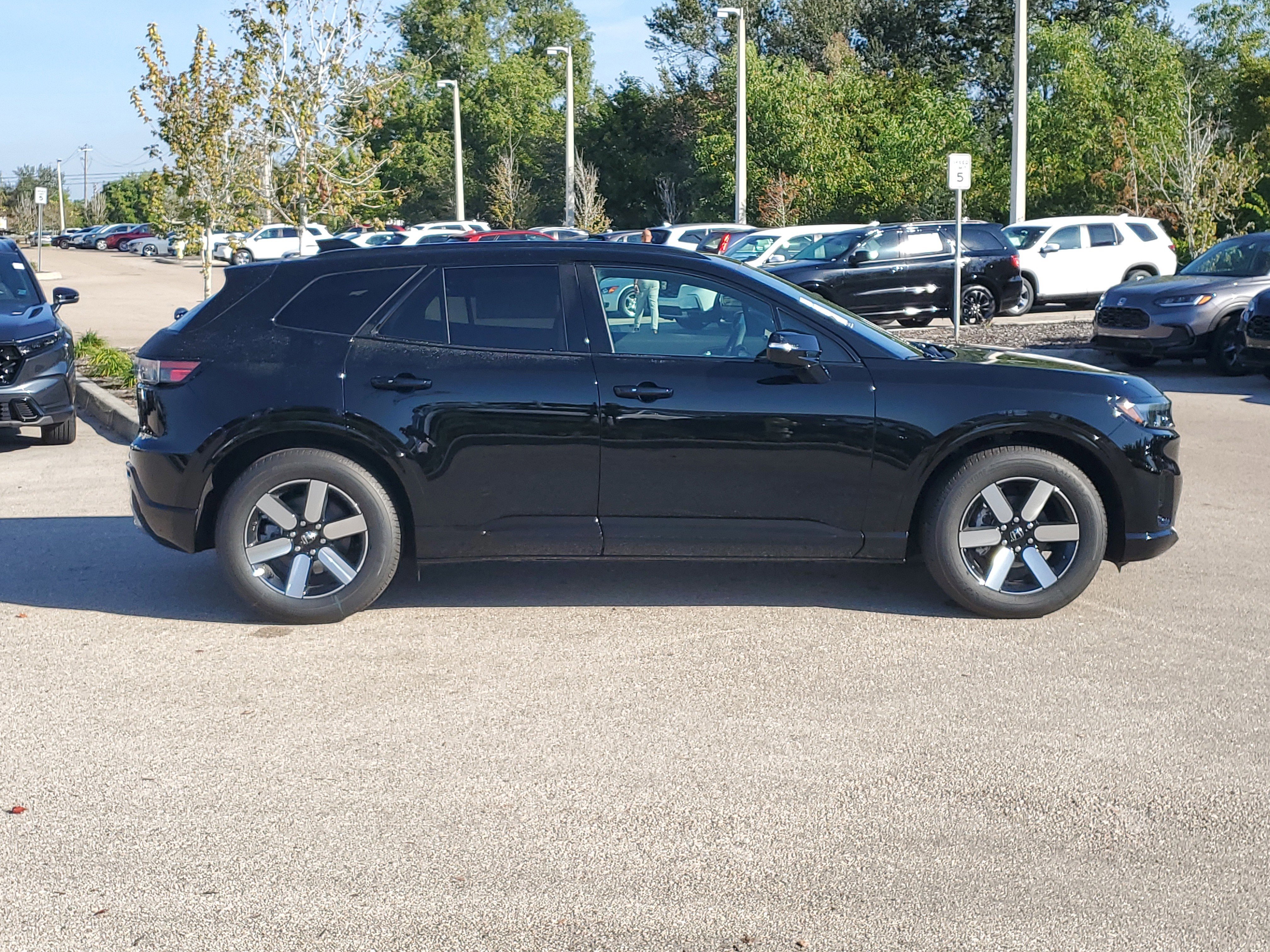 New 2026 Honda Prologue Touring image 3