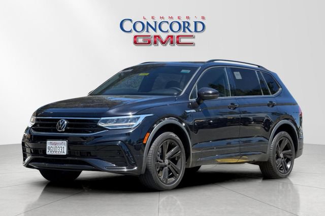 Used 2023 Volkswagen Tiguan SE R-Line AWD/4WD image 8