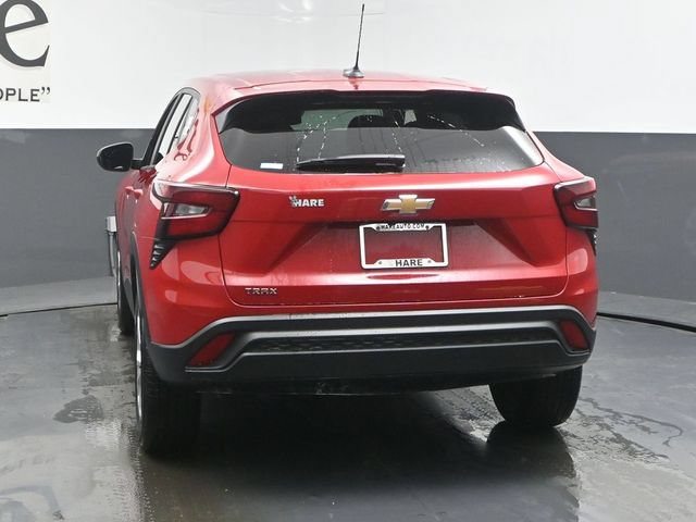 New 2026 Chevrolet Trax LS FWD image 13