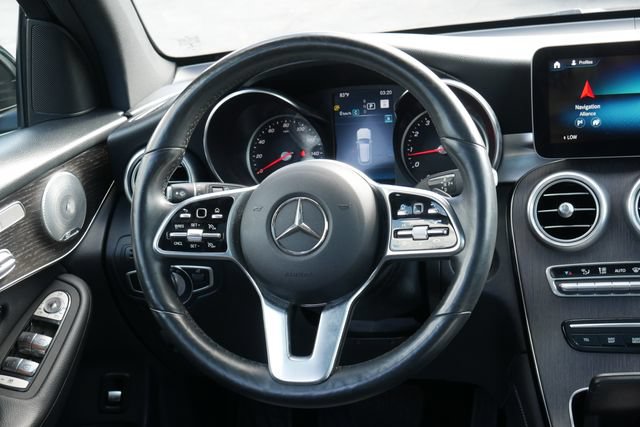 Used 2020 Mercedes-Benz GLC 300 4MATIC image 17
