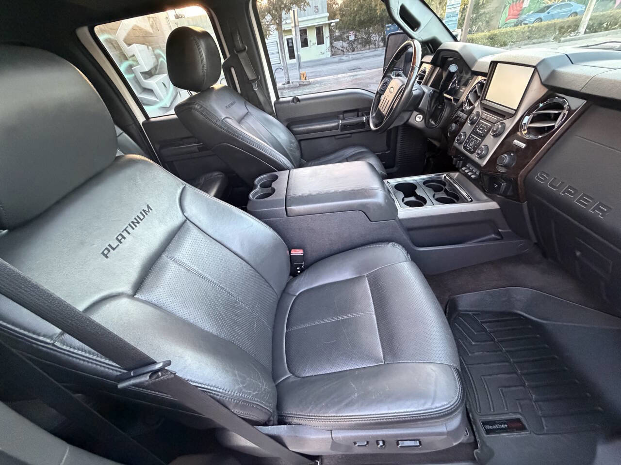 Used 2015 Ford F350 Platinum w/ Platinum Package AWD/4WD image 28