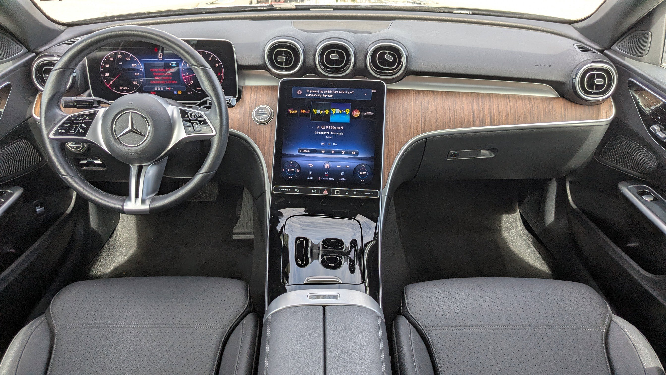 Used 2025 Mercedes-Benz C 300 4MATIC Sedan image 16