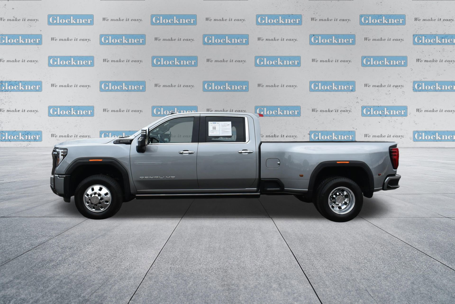 Used 2024 GMC Sierra 3500 Denali Ultimate AWD/4WD image 10