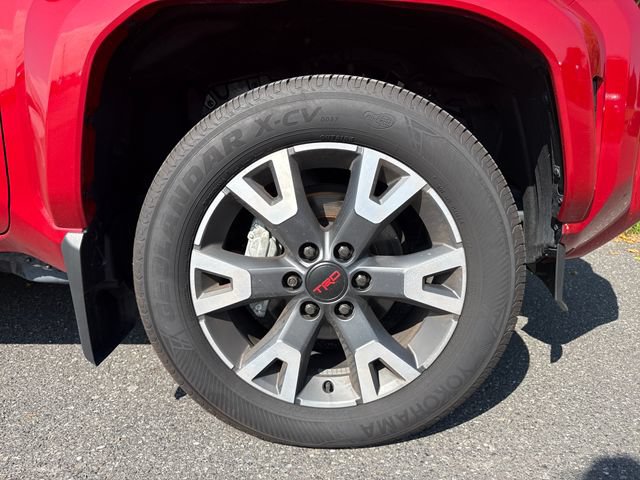 Certified 2025 Toyota 4Runner TRD Sport Premium w/ Tow Technology Package AWD/4WD image 11