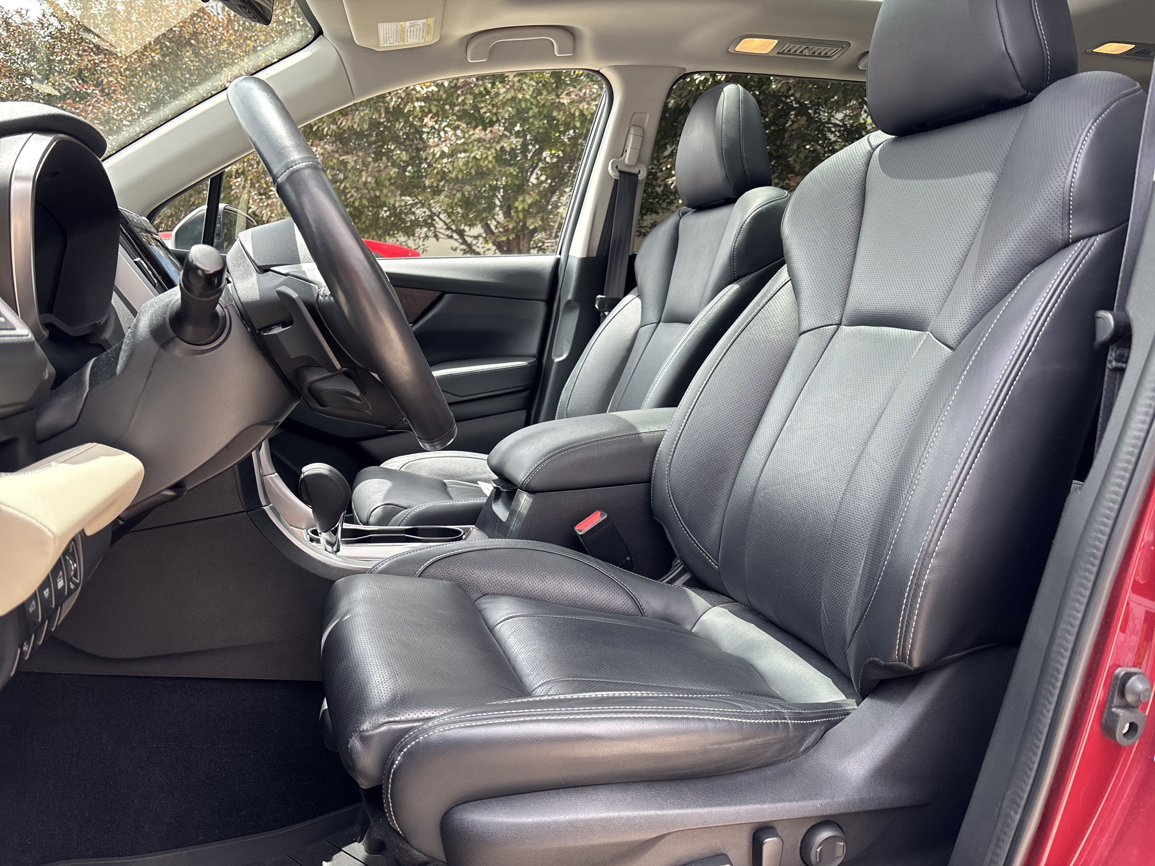 Used 2022 Subaru Ascent Touring AWD/4WD image 22