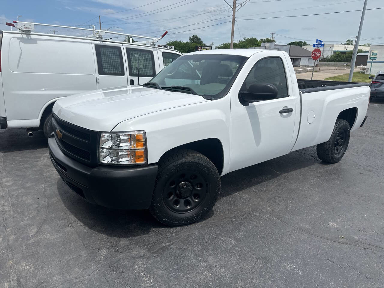 Used 2012 Chevrolet Silverado 1500 W/T RWD image 2