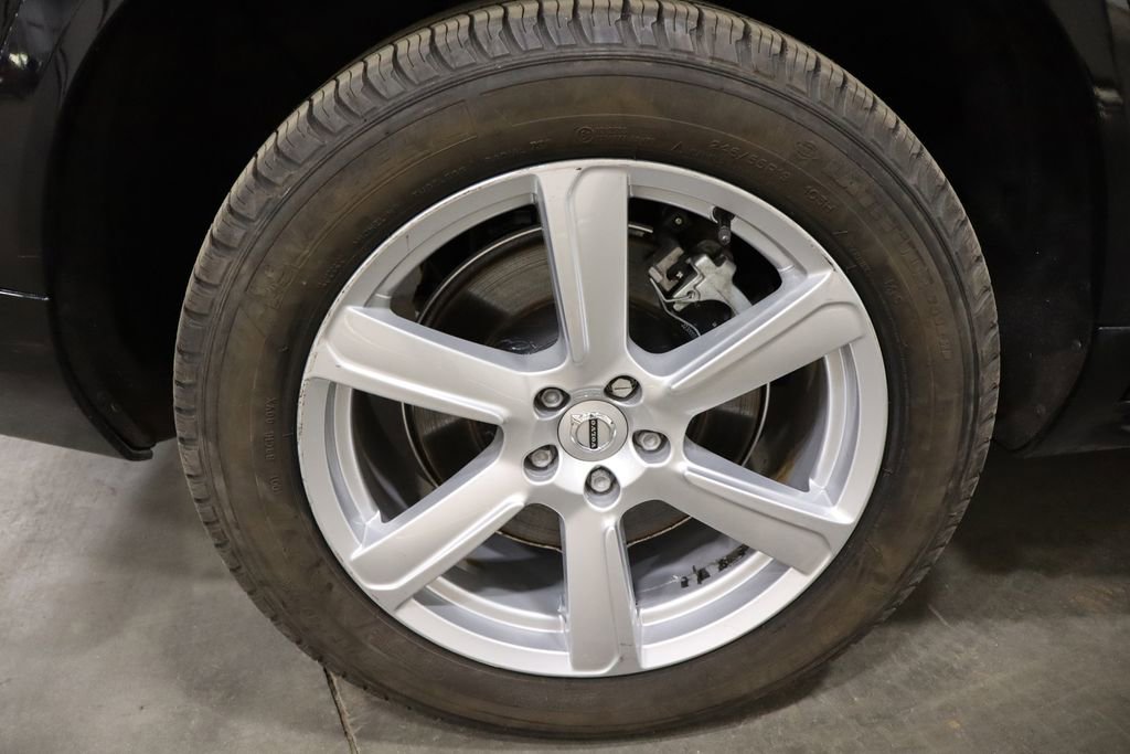 Used 2023 Volvo XC90 B5 Core w/ Protection Package Premier image 40