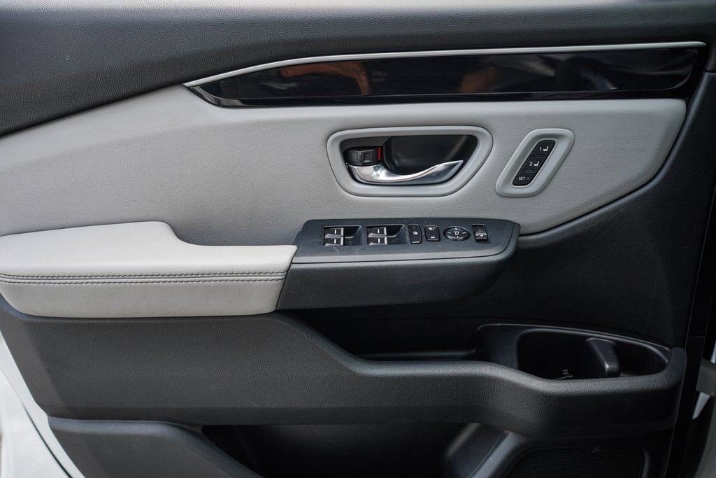 Used 2024 Honda Pilot Touring image 37