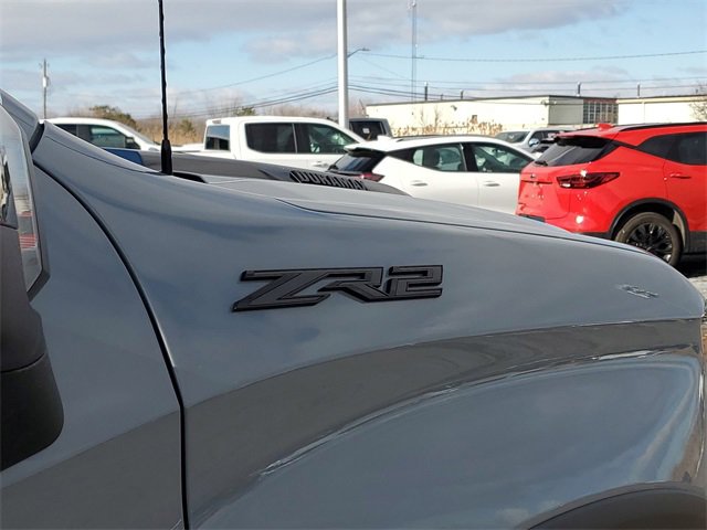 Used 2024 Chevrolet Silverado 1500 ZR2 w/ LPO, Dark Essentials Package image 32