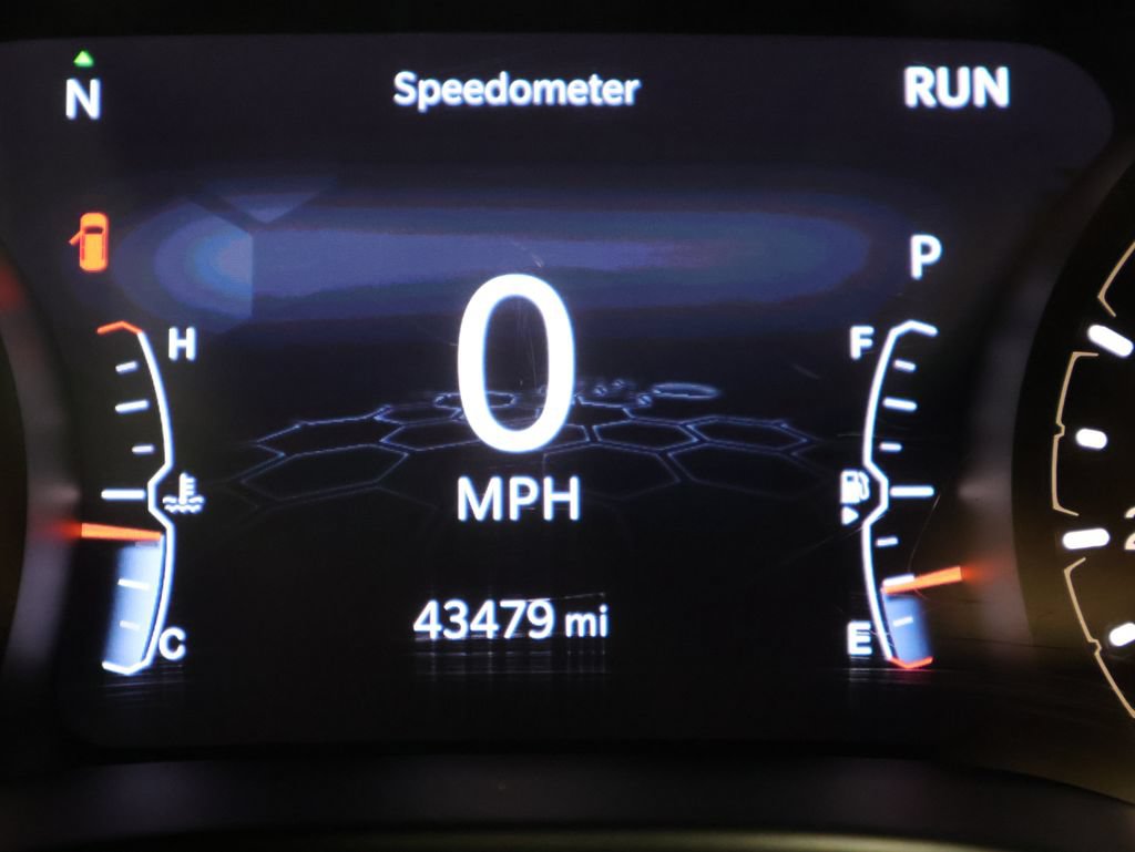 Certified 2023 Jeep Compass Latitude AWD/4WD image 40