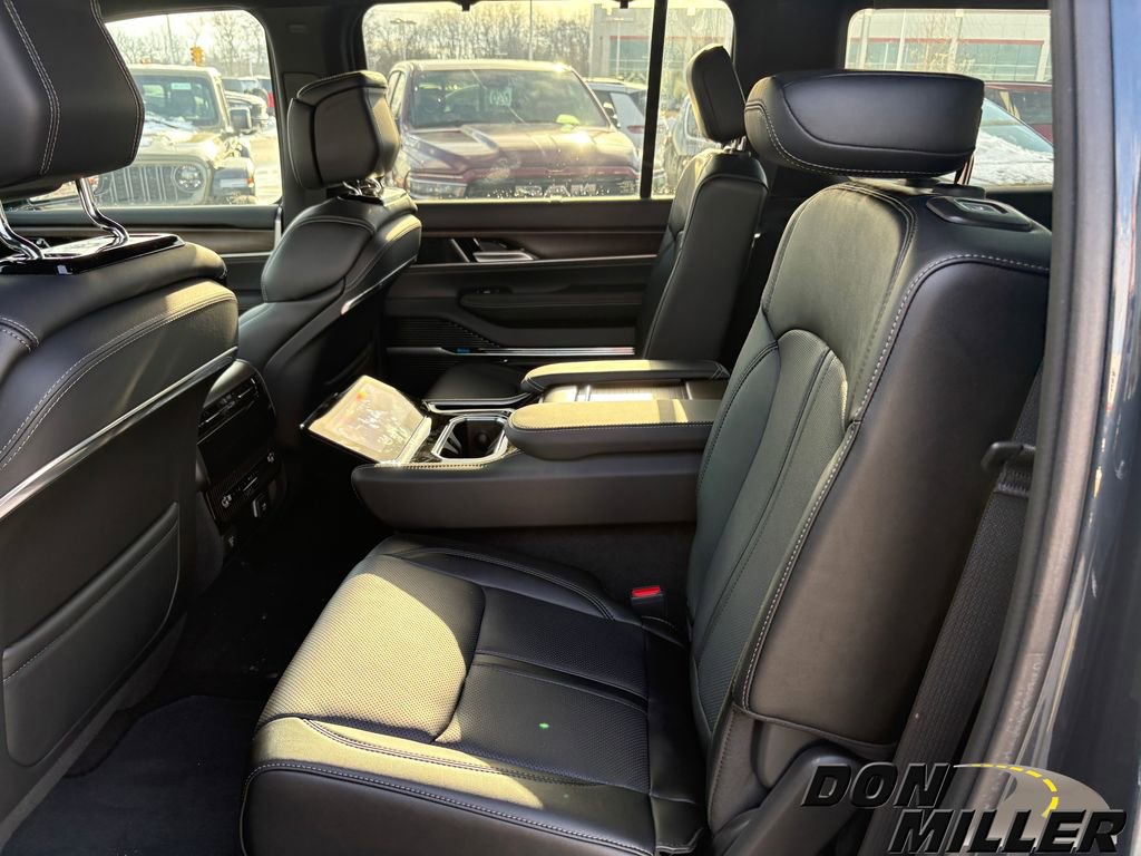 New 2024 Jeep Grand Wagoneer Series I w/ Convenience Group III image 27