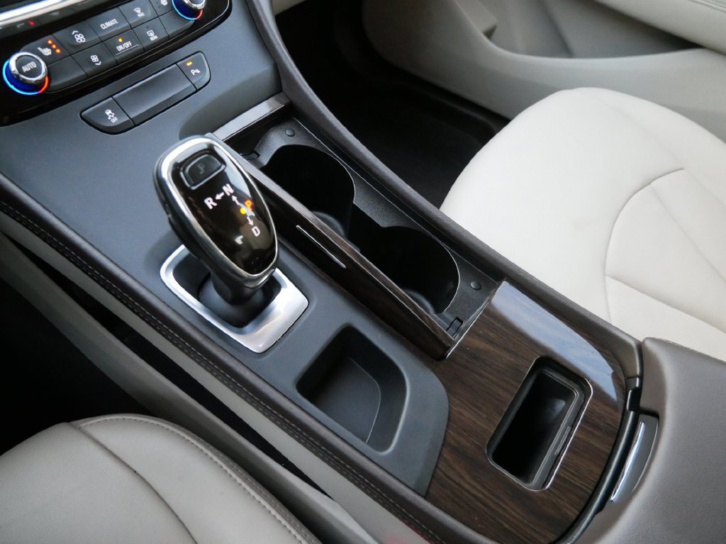 Used 2018 Buick LaCrosse Essence FWD image 23