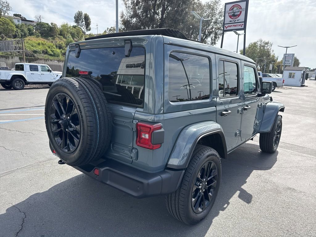 Certified 2025 Jeep Wrangler Unlimited Sahara w/ Safety Group image 9