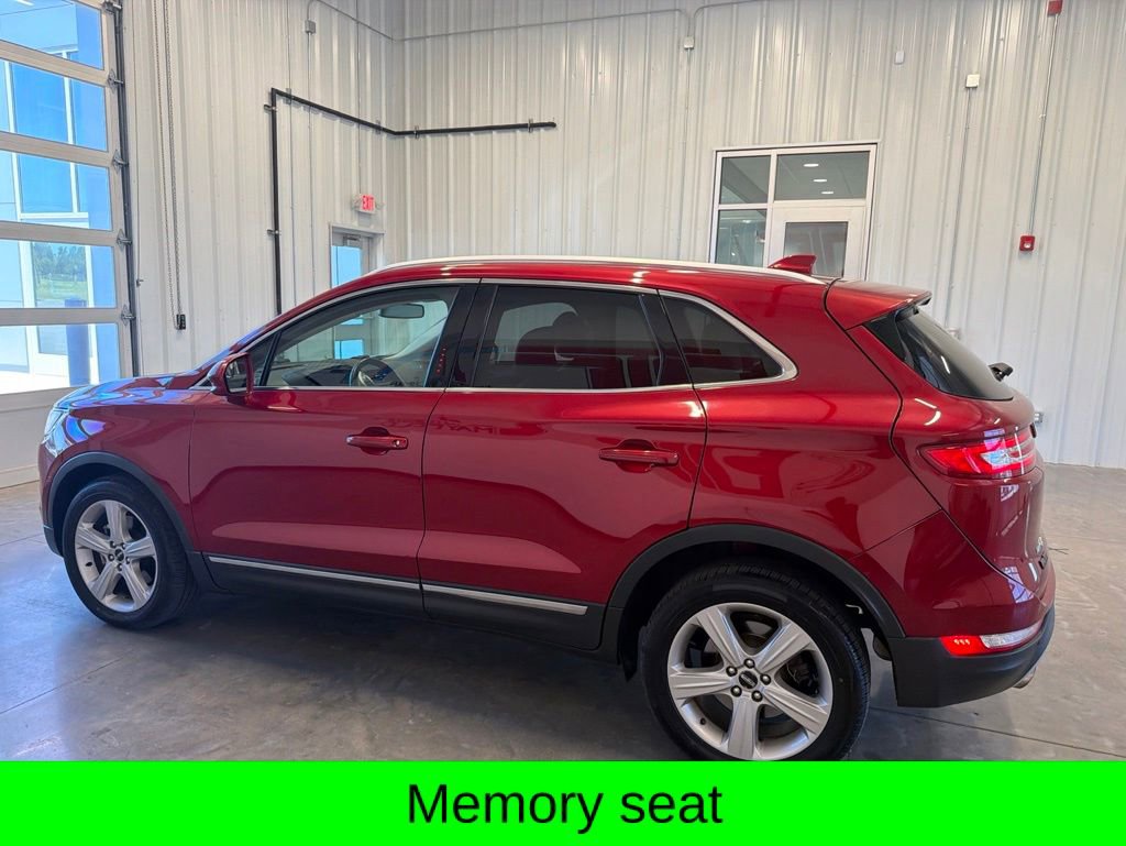 Used 2017 Lincoln MKC Premiere FWD image 7