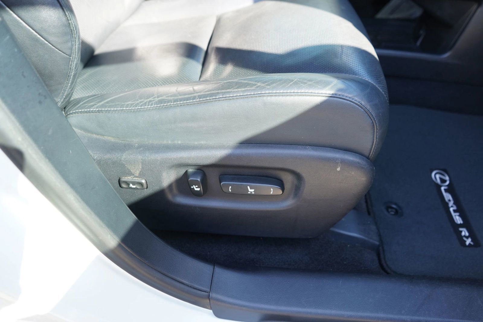 Used 2015 Lexus RX 450h FWD image 22