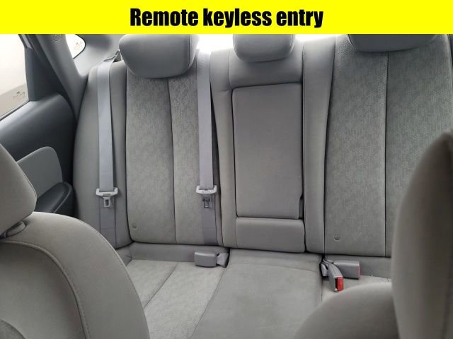 Used 2010 Hyundai Elantra SE image 11