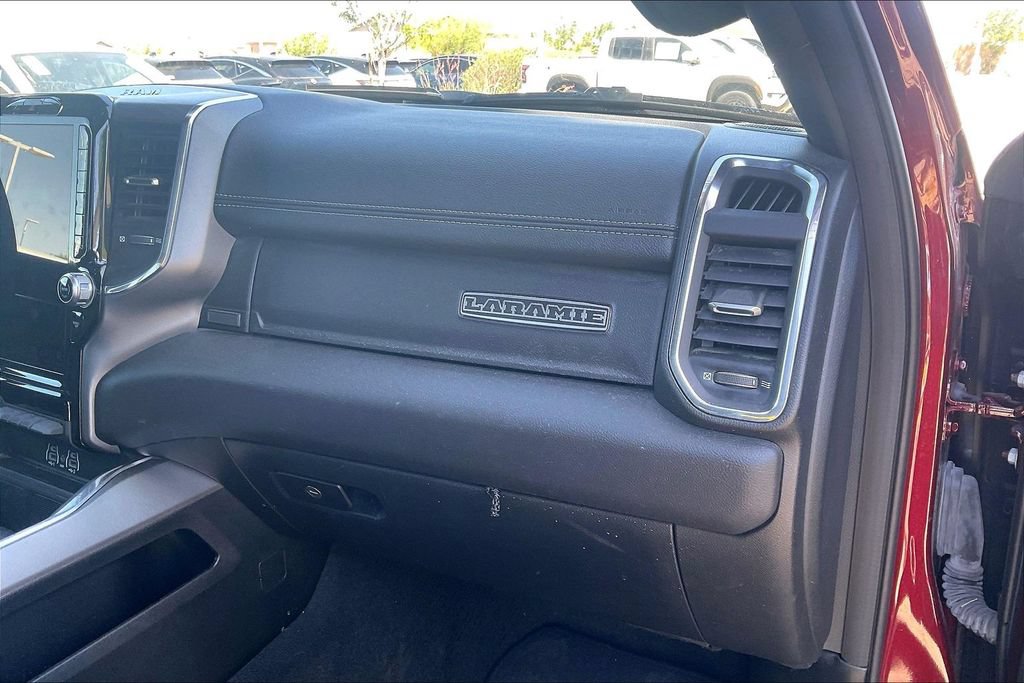 Used 2025 RAM 1500 Laramie AWD/4WD image 17