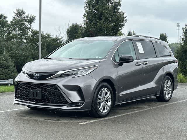 Used 2021 Toyota Sienna XSE w/ XSE Plus Package