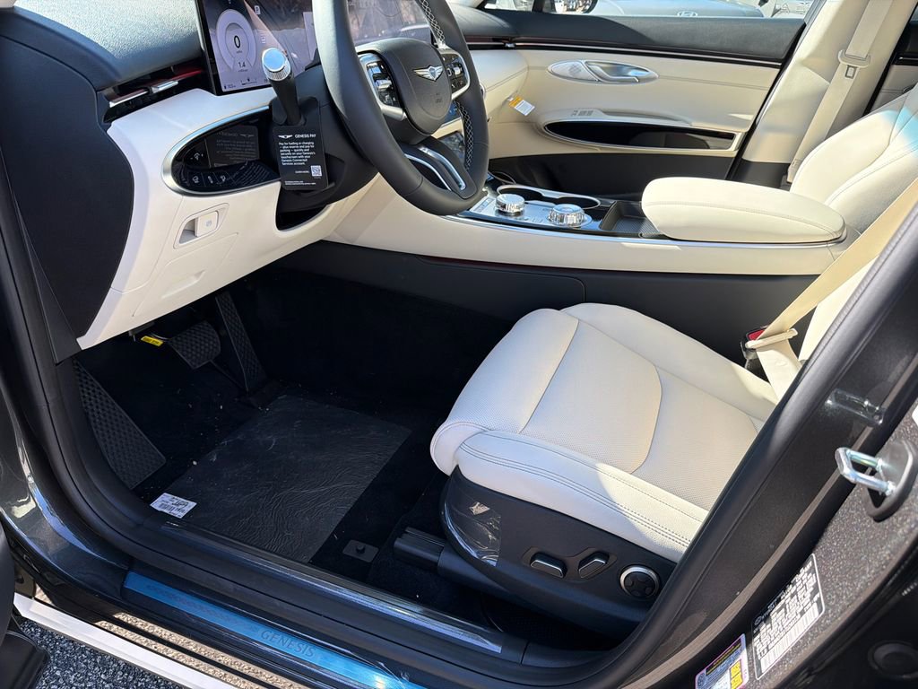 New 2026 Genesis GV70 2.5T image 9