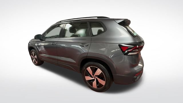 Certified 2025 Volkswagen Taos S AWD/4WD image 7
