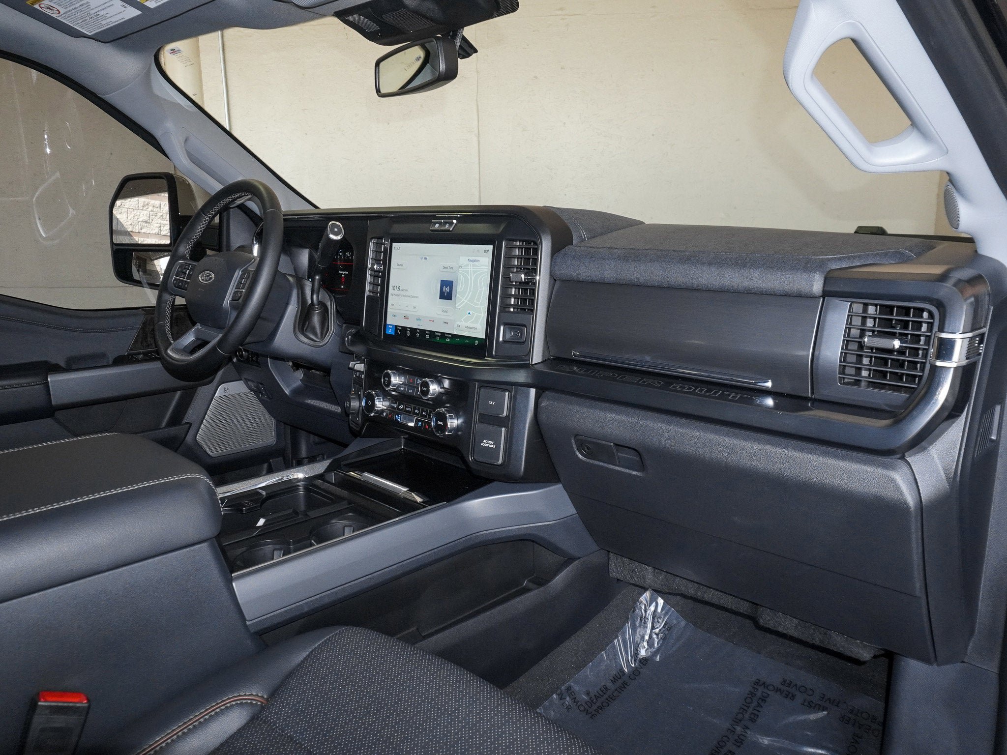 Used 2025 Ford F450 Lariat w/ Chrome Package image 39