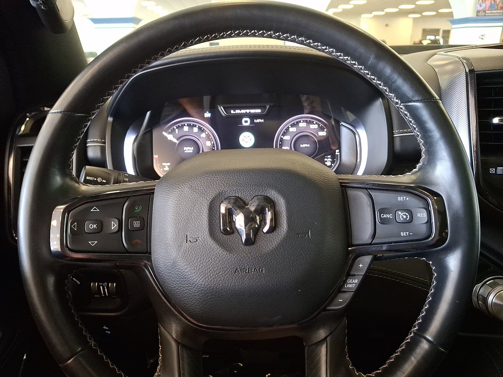 Certified 2024 RAM 1500 Limited w/ Night Edition AWD/4WD image 17