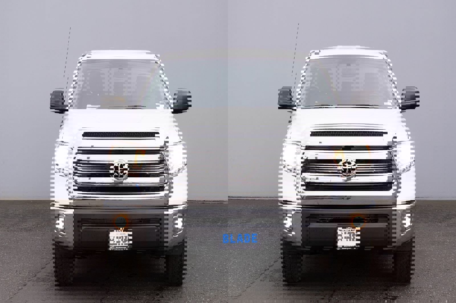 Used 2017 Toyota Tundra SR5 w/ SR5 Upgrade Package image 17