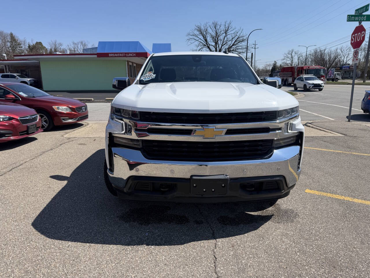 Used 2021 Chevrolet Silverado 1500 LT w/ Safety Package II AWD/4WD image 4