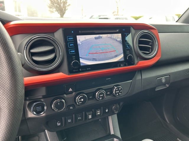 Used 2019 Toyota Tacoma TRD Off-Road w/ Technology Package image 24