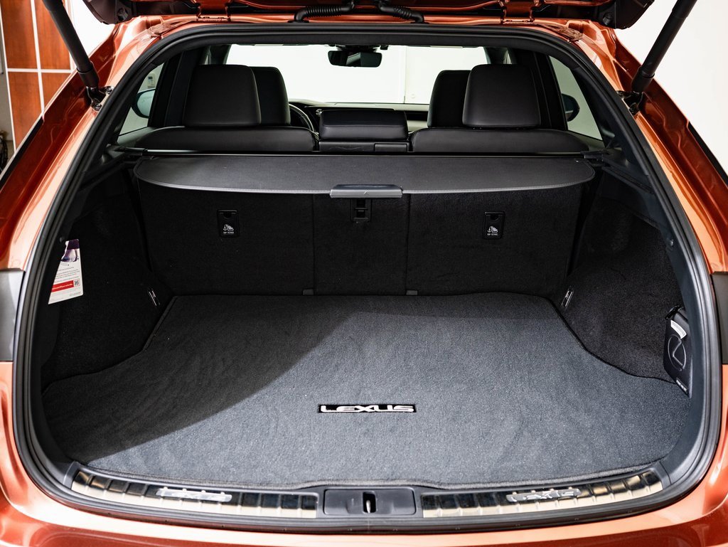 Certified 2024 Lexus RX 350h w/ Convenience Package image 20