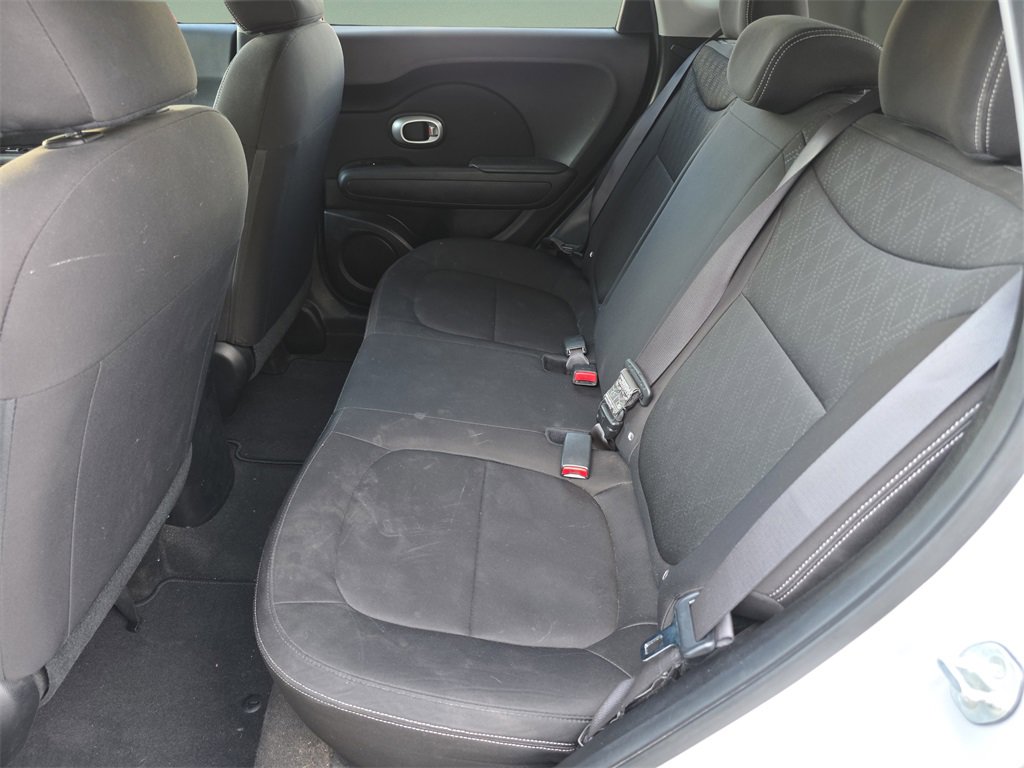Used 2016 Kia Soul image 15