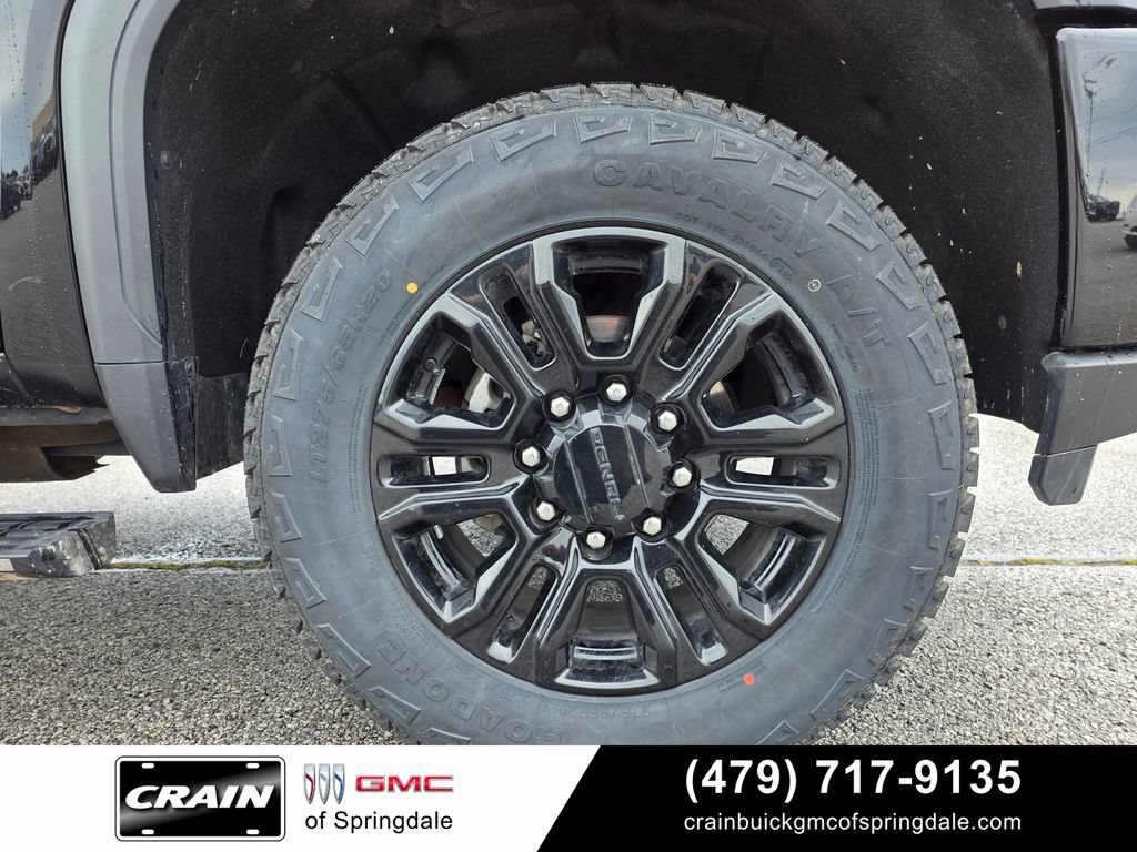 Used 2021 GMC Sierra 2500 Denali w/ Denali Black Diamond Edition AWD/4WD image 29