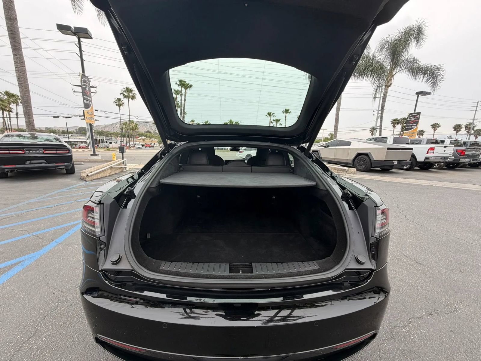 Used 2022 Tesla Model S Standard Range AWD/4WD image 11