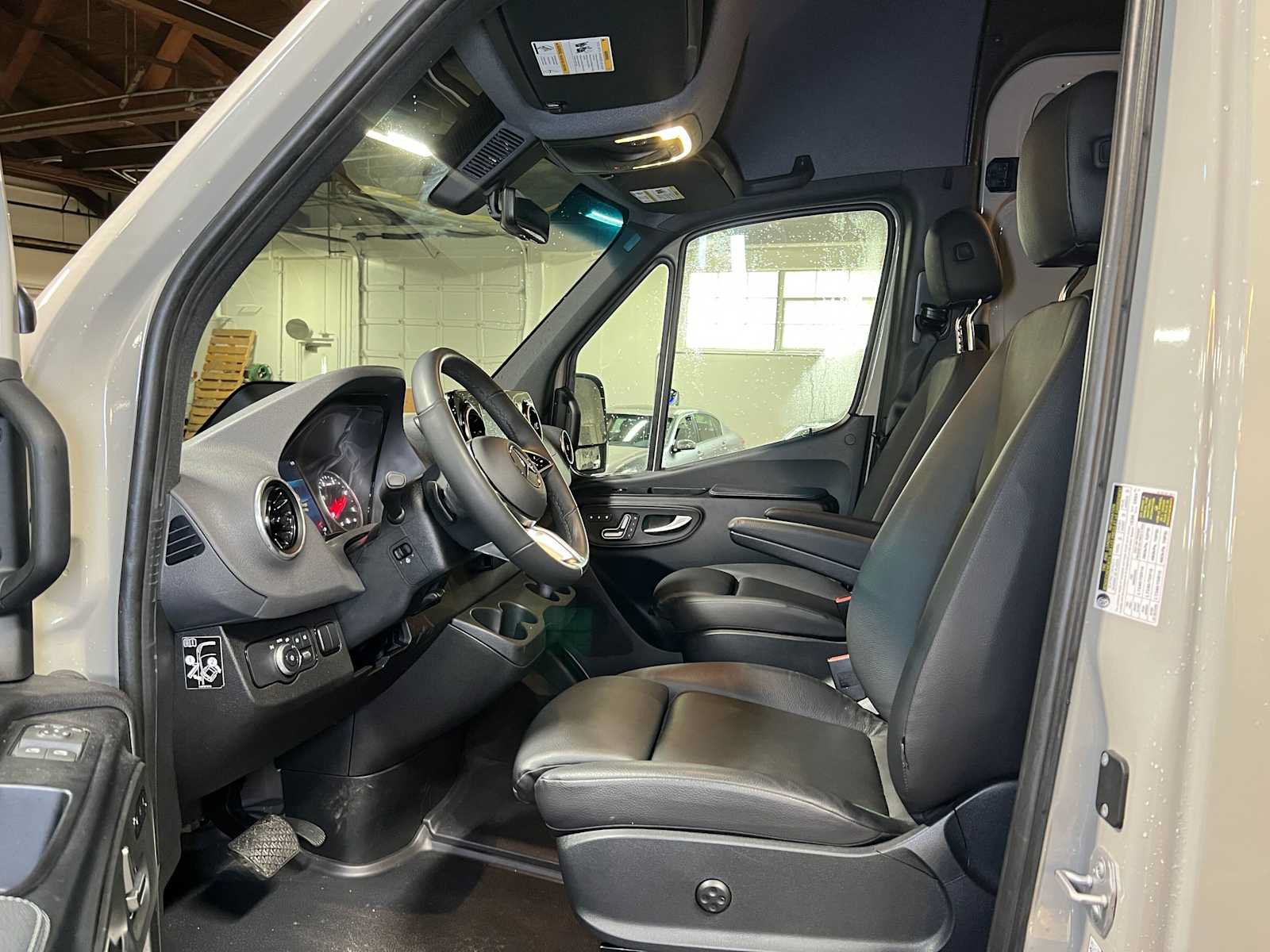 Used 2026 Mercedes-Benz Sprinter 2500 image 24