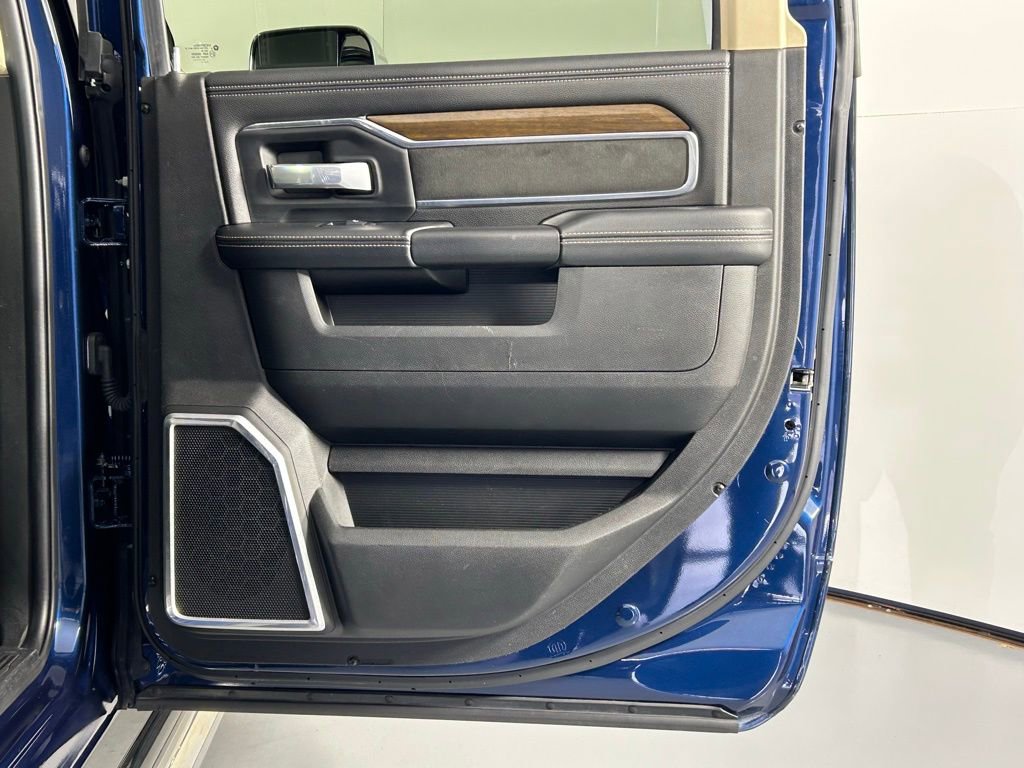 Used 2022 RAM 3500 Laramie w/ Max Tow Package image 13