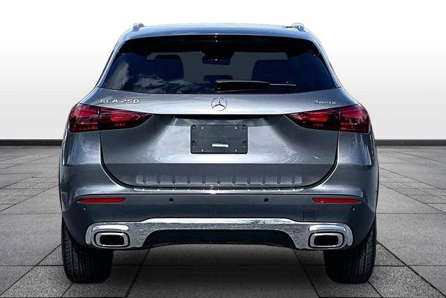 Certified 2026 Mercedes-Benz GLA 250 4MATIC image 8