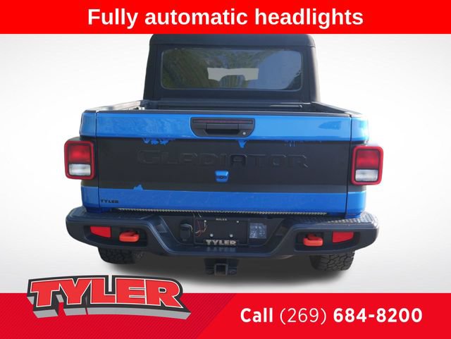 Certified 2022 Jeep Gladiator Mojave w/ Cold Weather Group AWD/4WD image 7