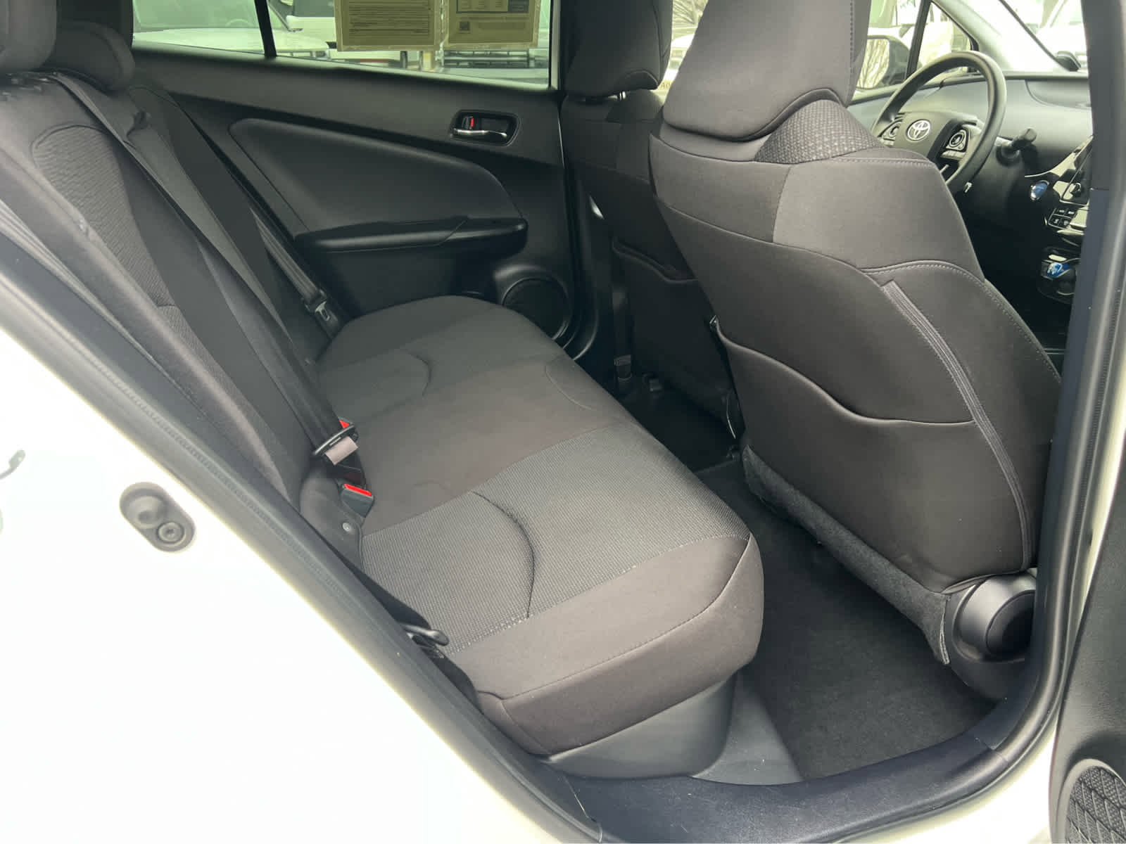 Used 2019 Toyota Prius LE image 22