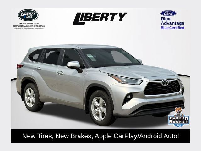 Used 2023 Toyota Highlander LE FWD image 1