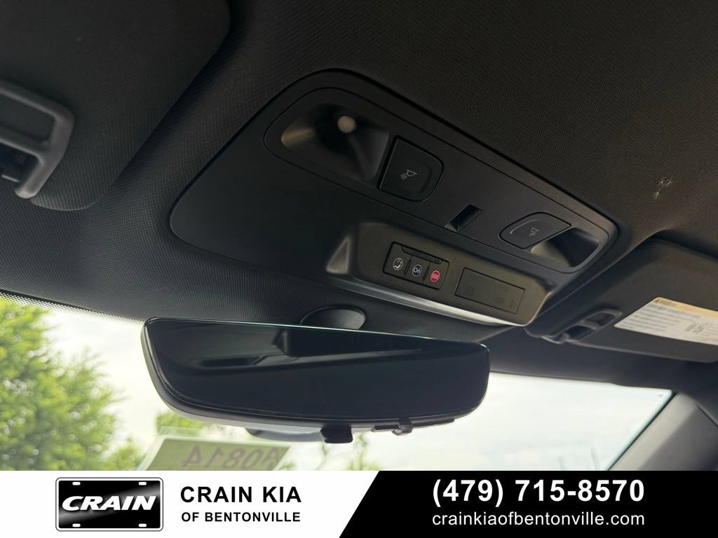 Used 2022 Chevrolet Camaro ZL1 RWD image 20