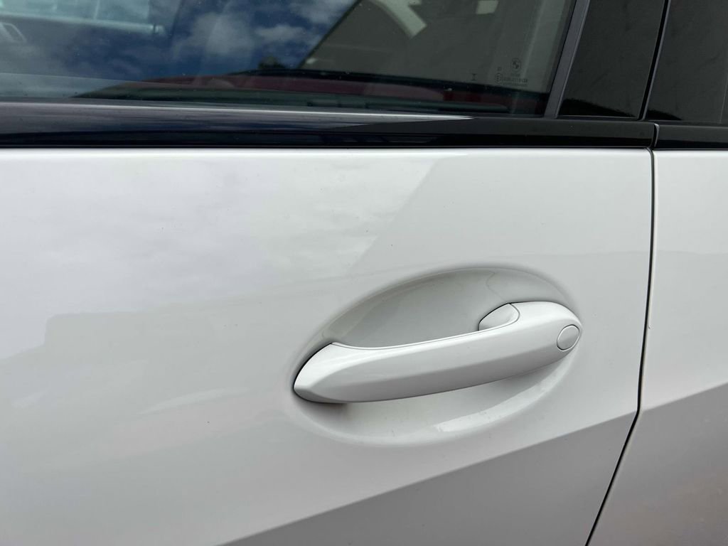 Used 2024 BMW X7 xDrive40i w/ M Sport Package image 8