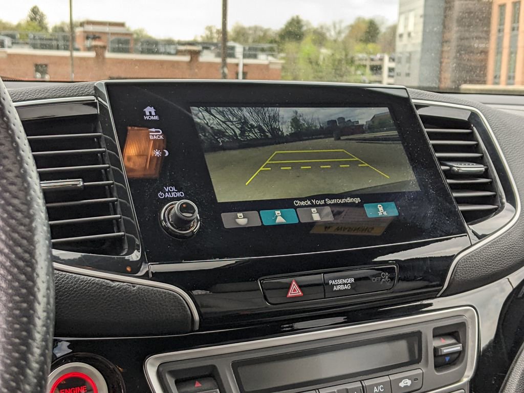 Used 2019 Honda Passport Touring image 17